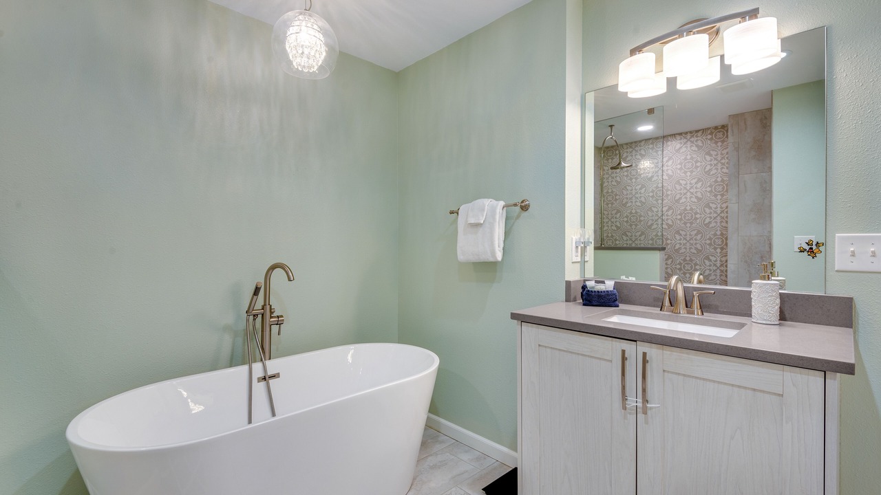 Photo of Bathroom in Northwest Colorado Springs
