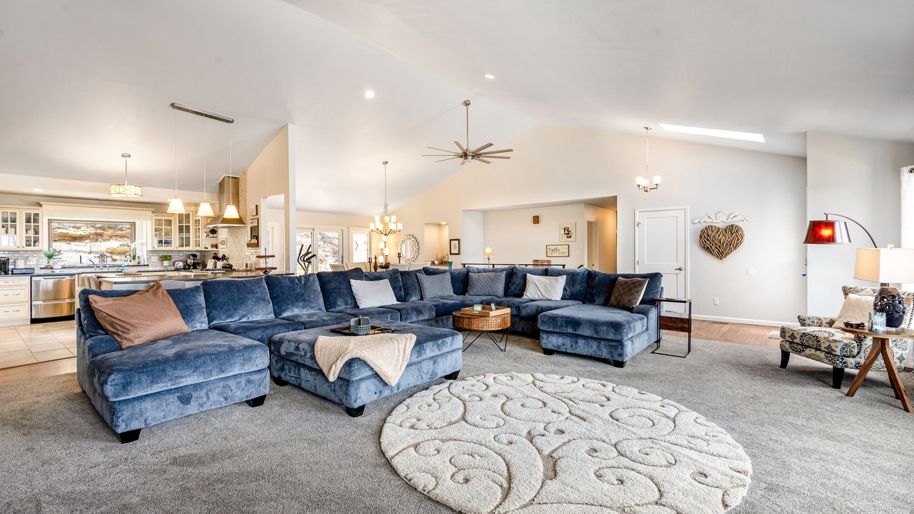 Photo of Livingroom in Northwest Colorado Springs