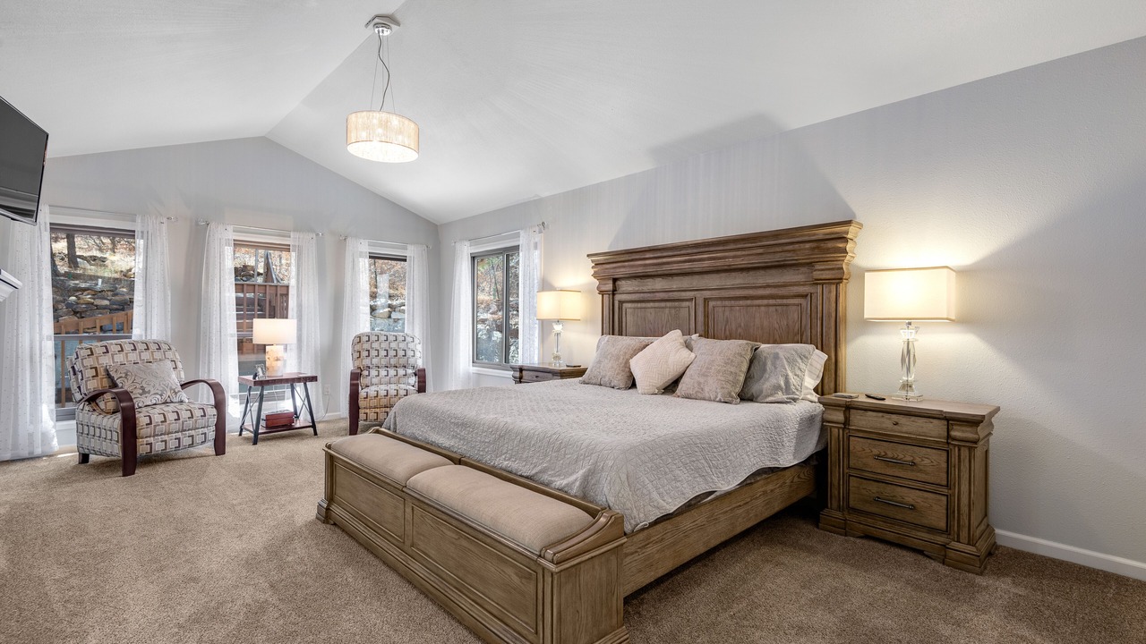 Photo of Bedroom in Northwest Colorado Springs