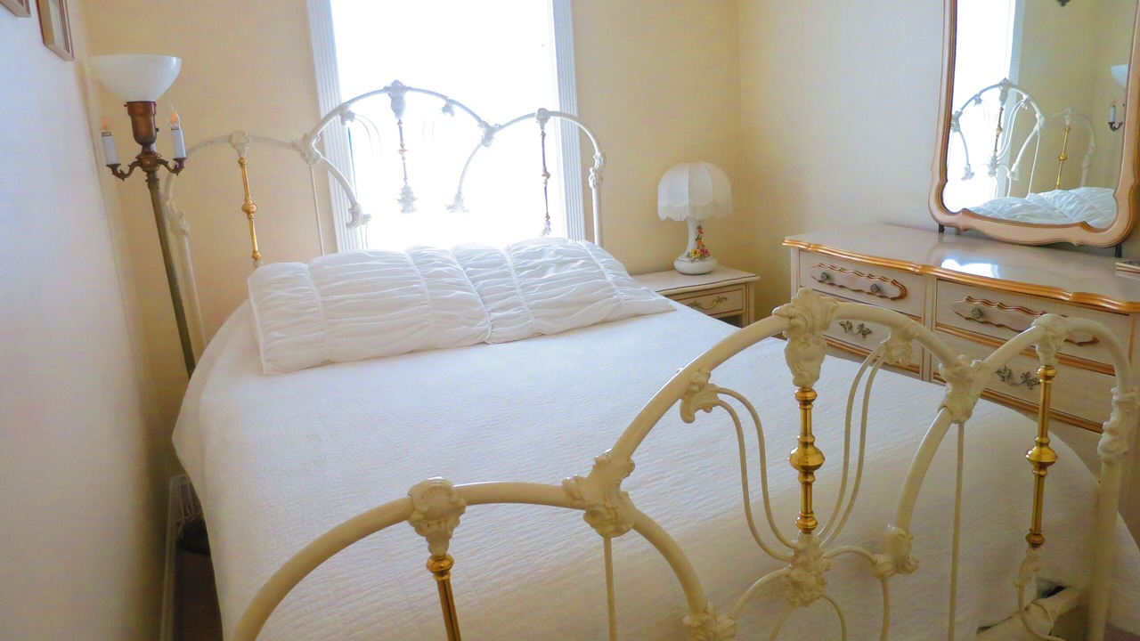 Photo of Bedroom in Central City