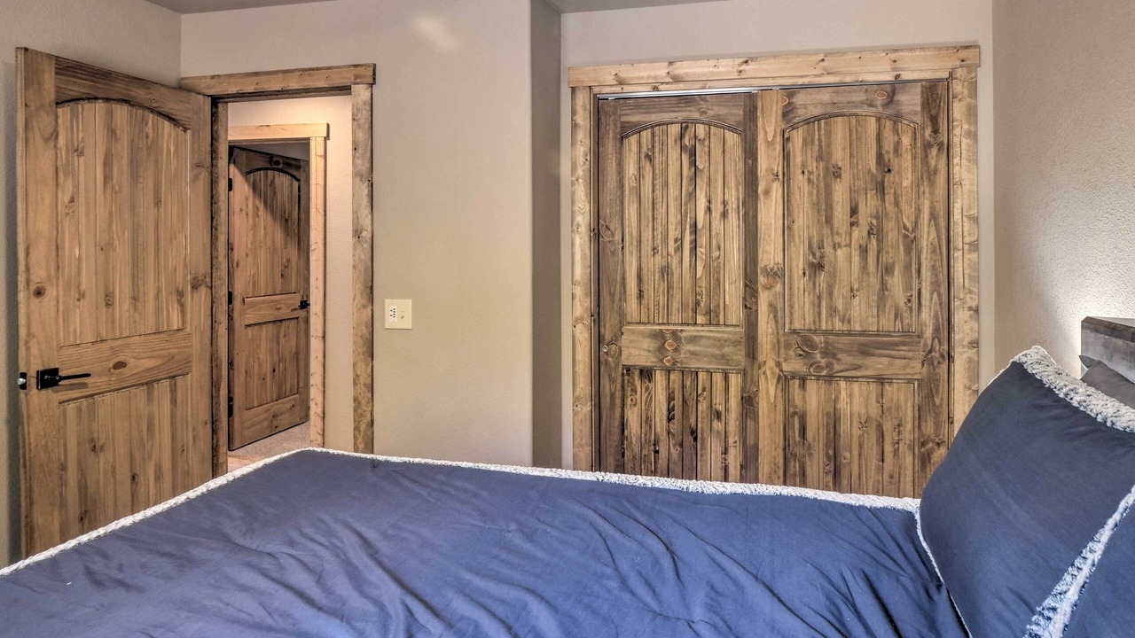 Photo of Bedroom in Valley of the Sun