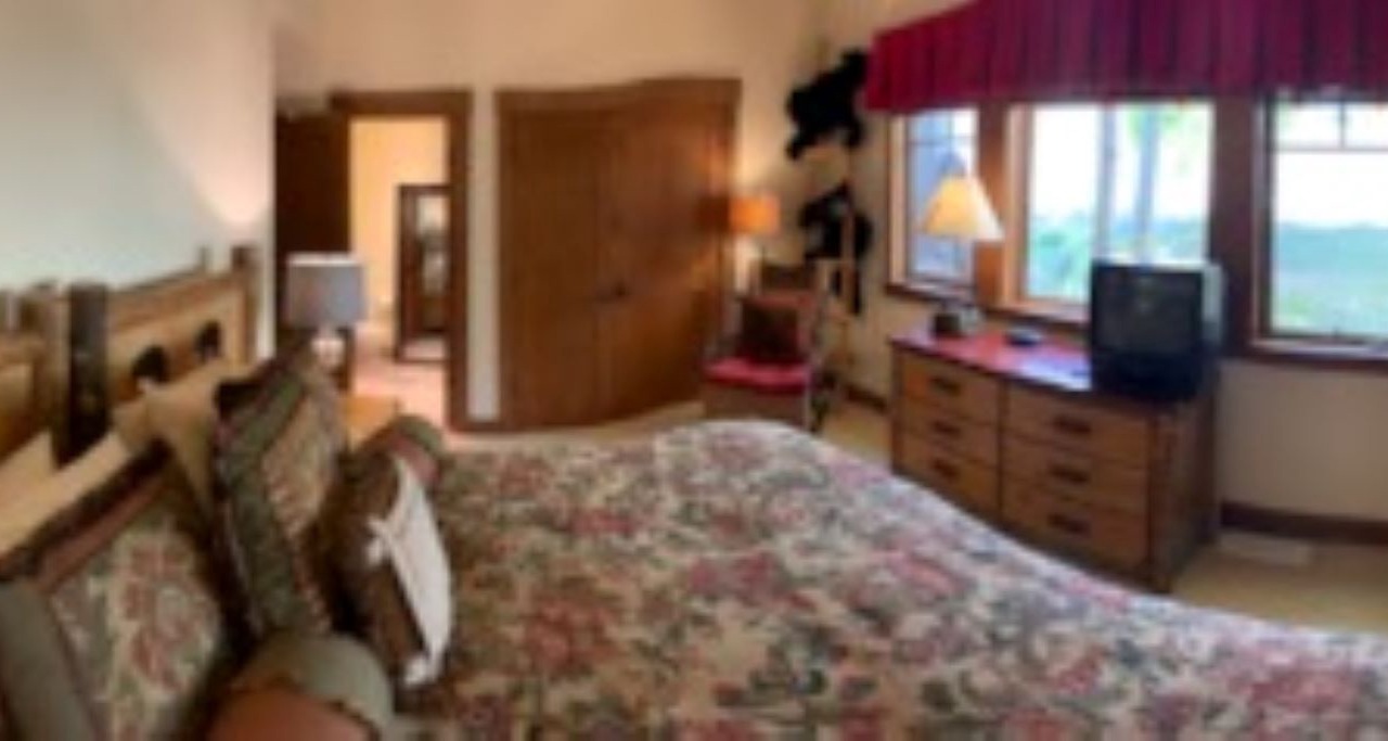 Photo of Bedroom in Edwards