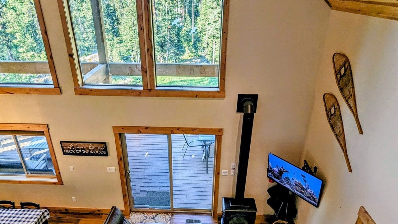 Photo of Patio Balcony in Columbine Lake