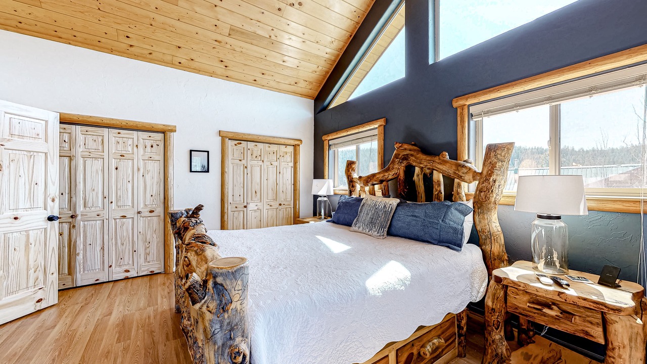 Photo of Bedroom in San Juan River Village