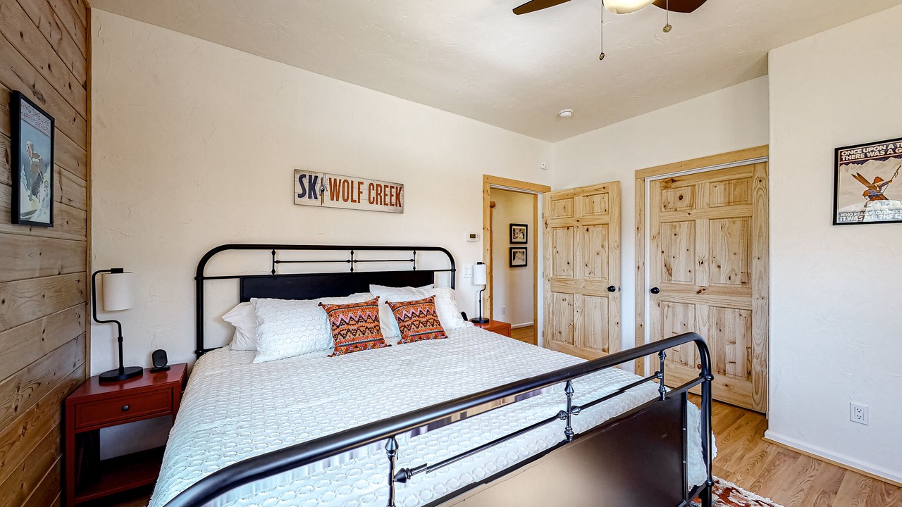 Photo of Bedroom in San Juan River Village