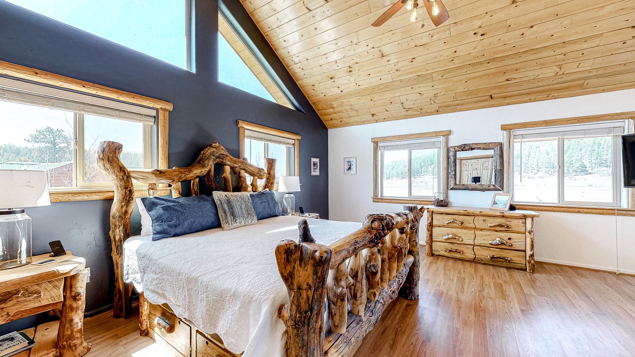 Photo of Bedroom in San Juan River Village