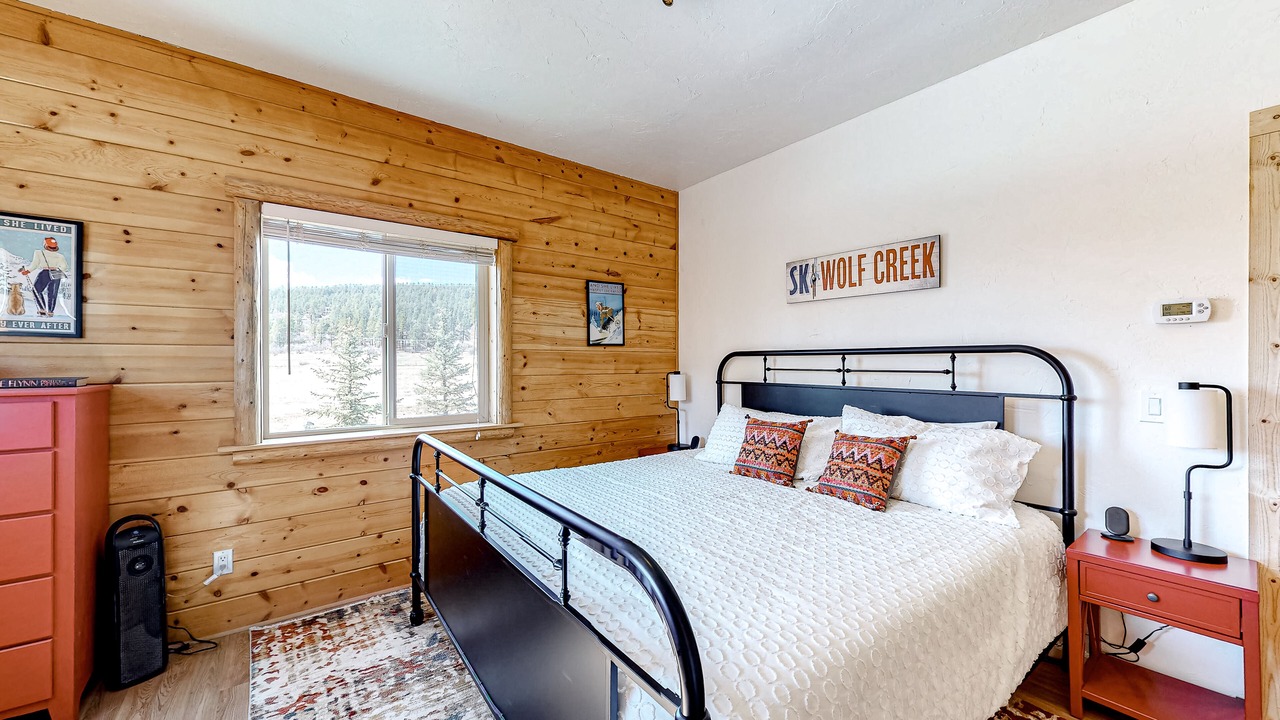 Photo of Bedroom in San Juan River Village