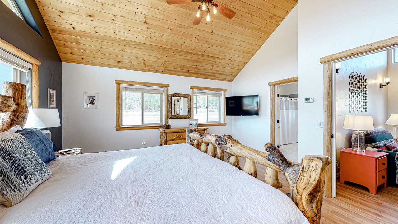 Photo of Bedroom in San Juan River Village