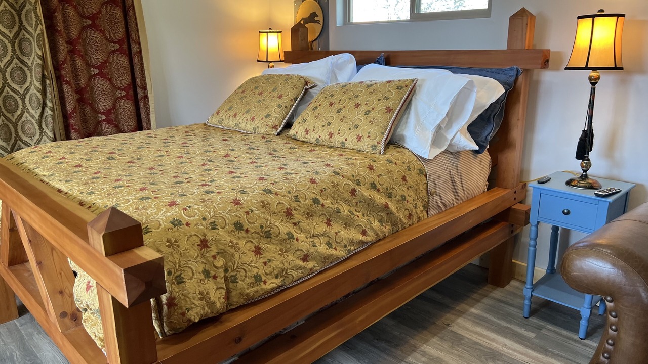 Photo of Bedroom in Montrose