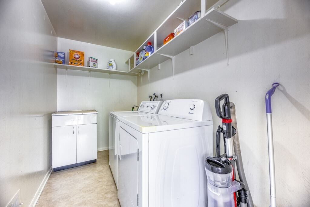 Photo of Bedroom in Lakewood