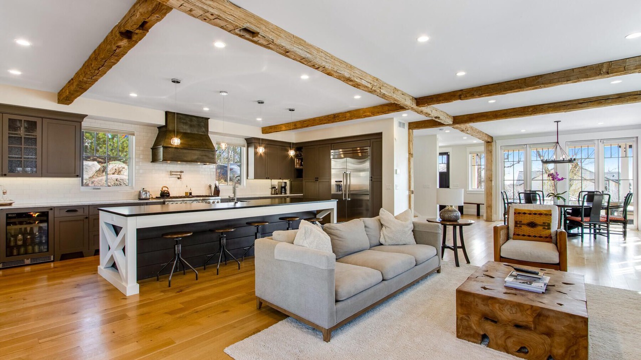 Photo of Livingroom in Newlands