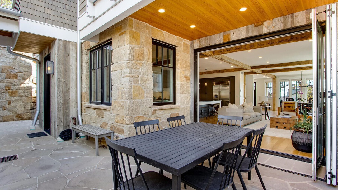 Photo of Outdoor in Newlands