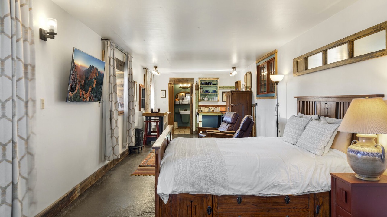 Photo of Others in Creede