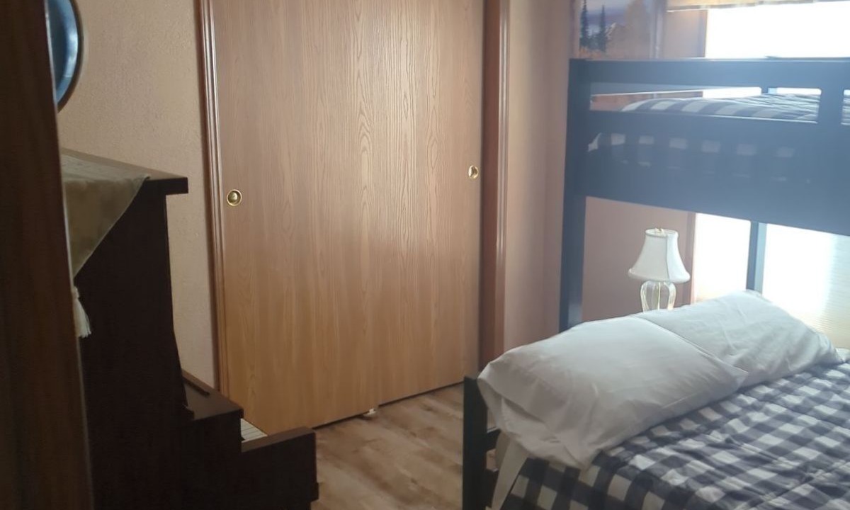 Photo of Bedroom in Idlewild Estates