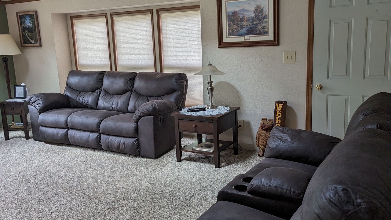 Photo of Livingroom in Idlewild Estates