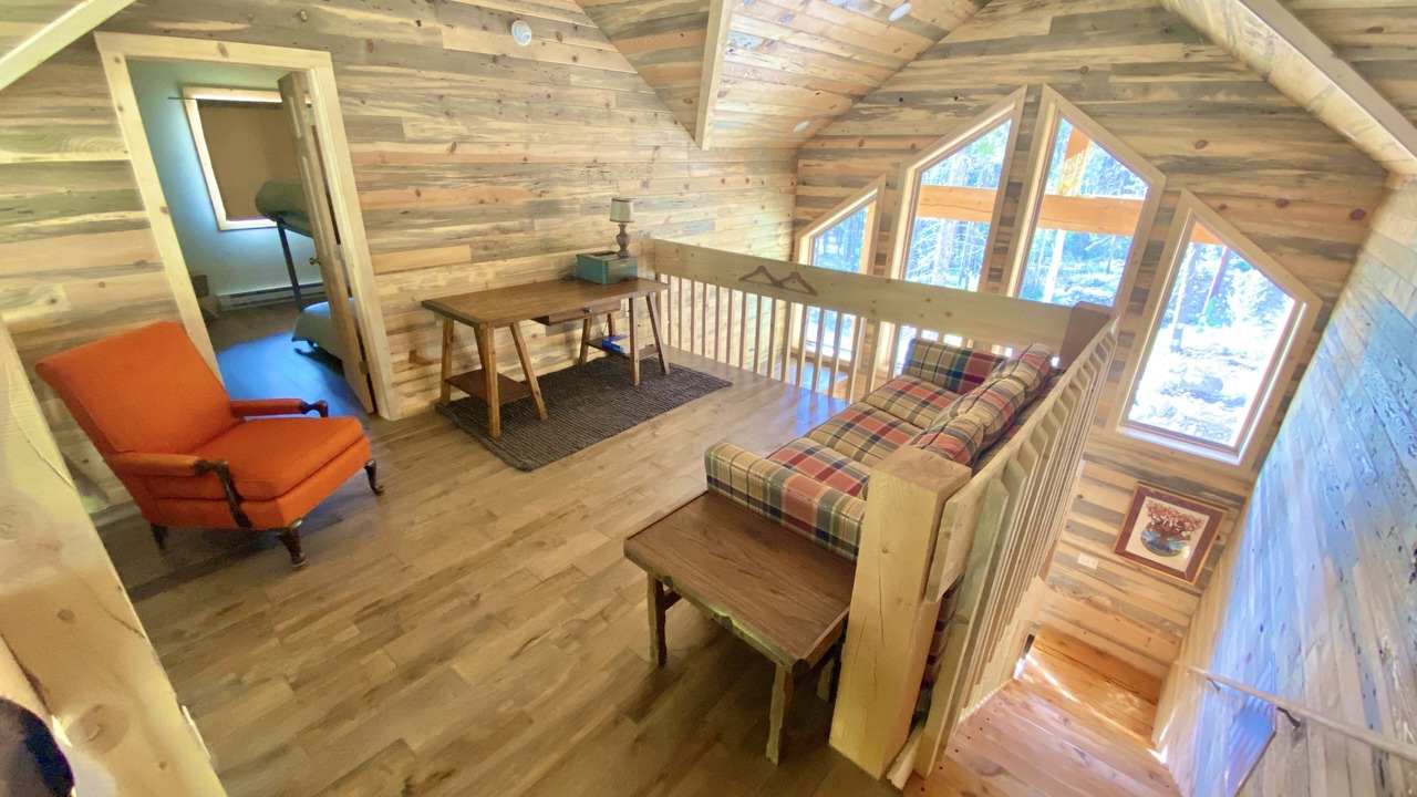 Photo of Livingroom in Garfield