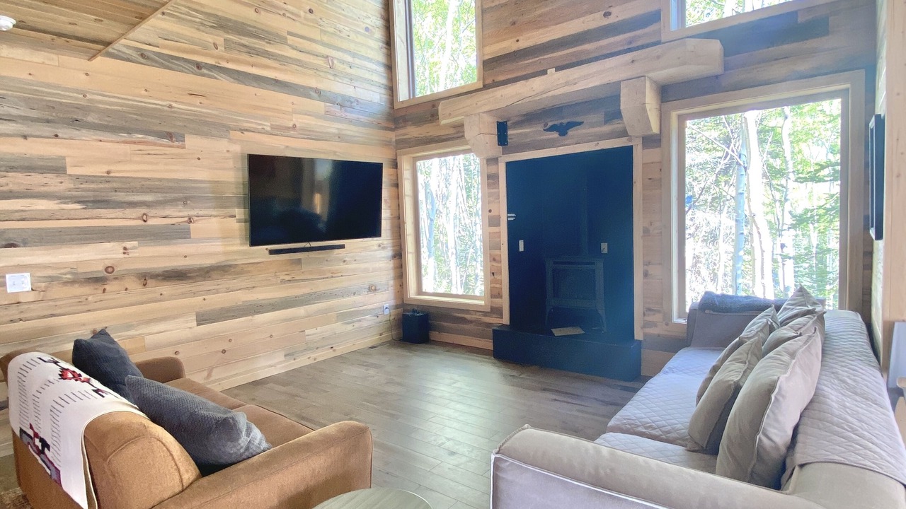 Photo of Livingroom in Garfield