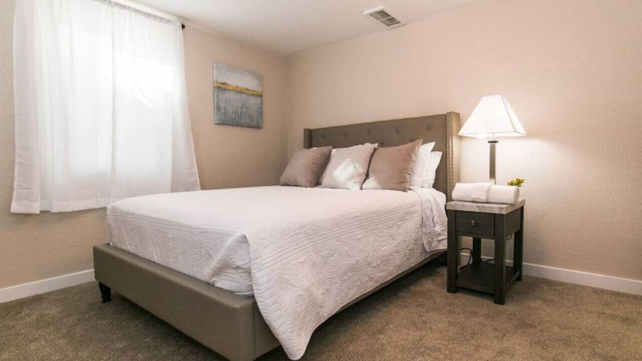 Photo of Bedroom in Berkley