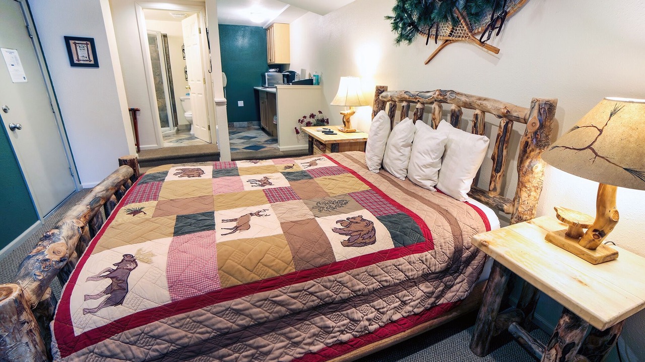 Photo of Bedroom in Estes Park
