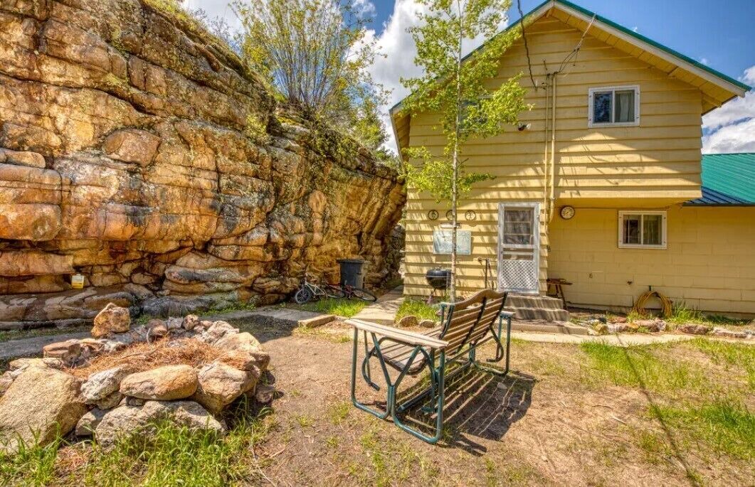 Photo of Outdoor in Drake