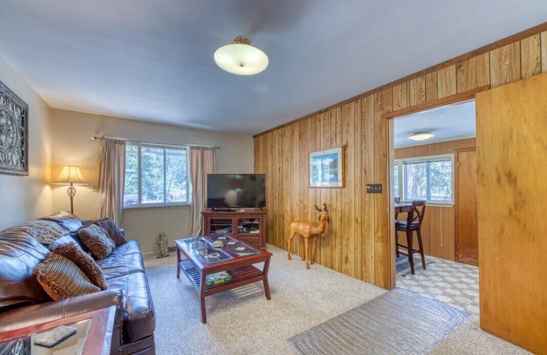 Photo of Bedroom in Drake