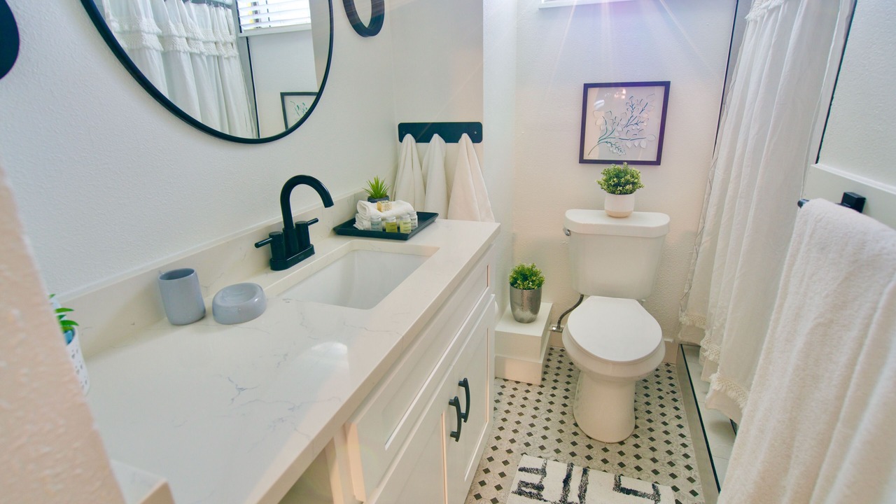 Photo of Bathroom in University Park