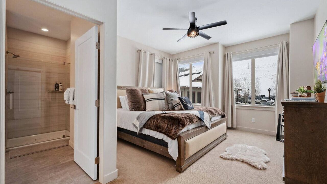 Photo of Bedroom in Silvercreek
