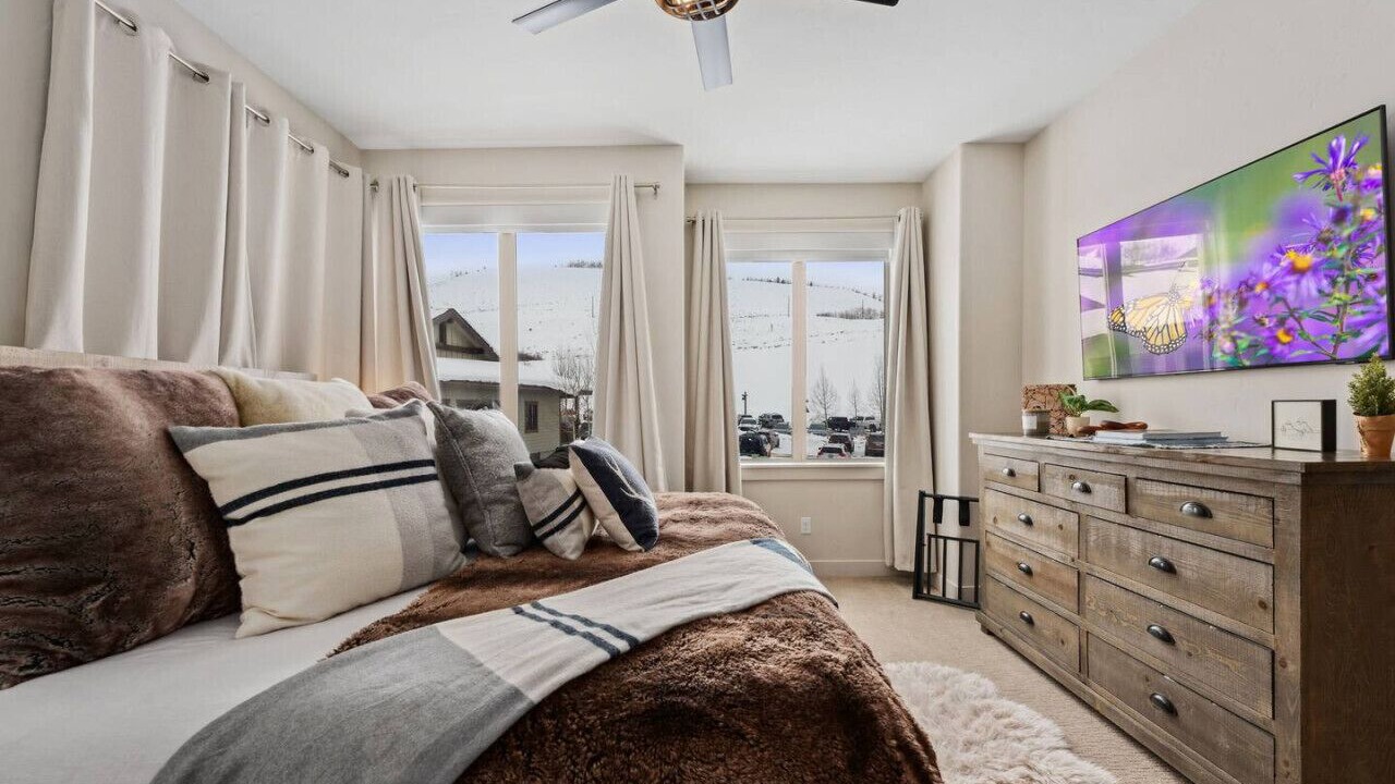 Photo of Bedroom in Silvercreek