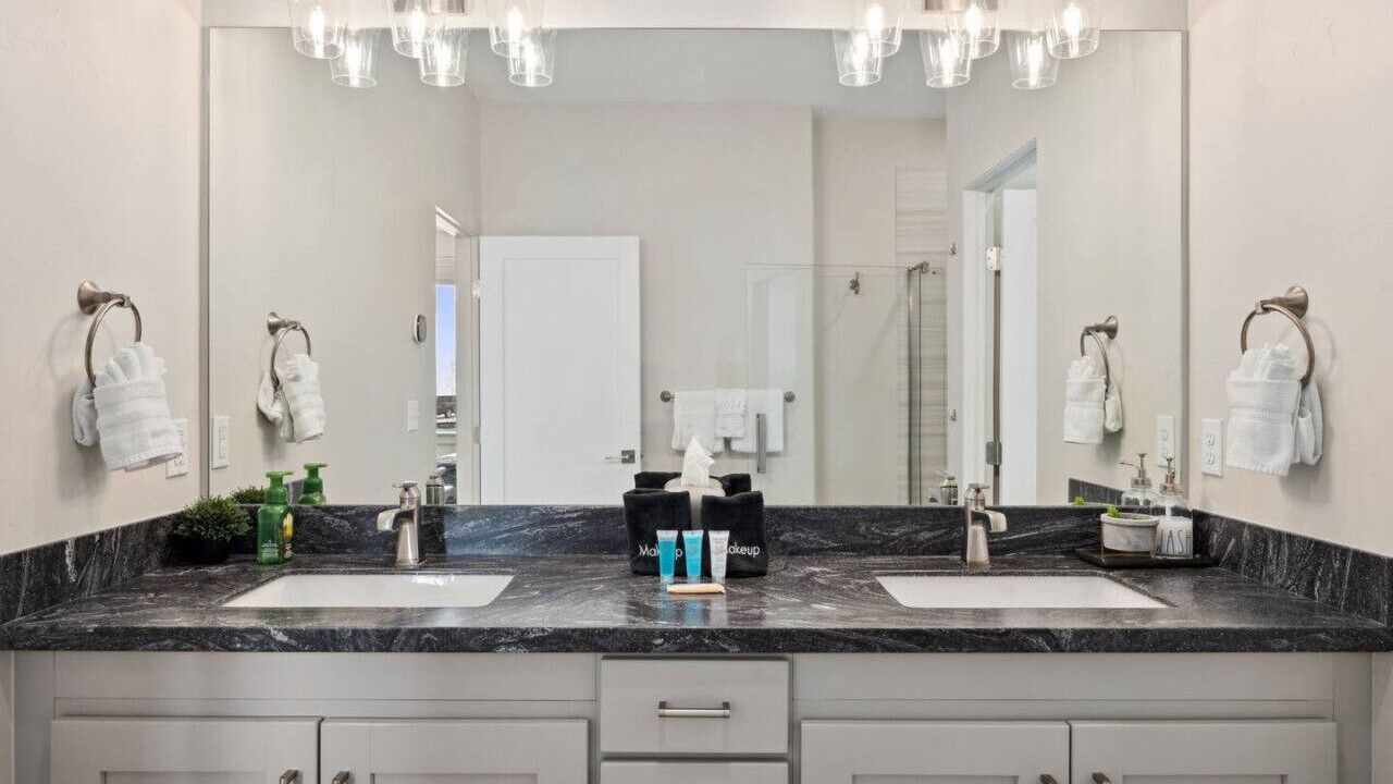 Photo of Bathroom in Silvercreek