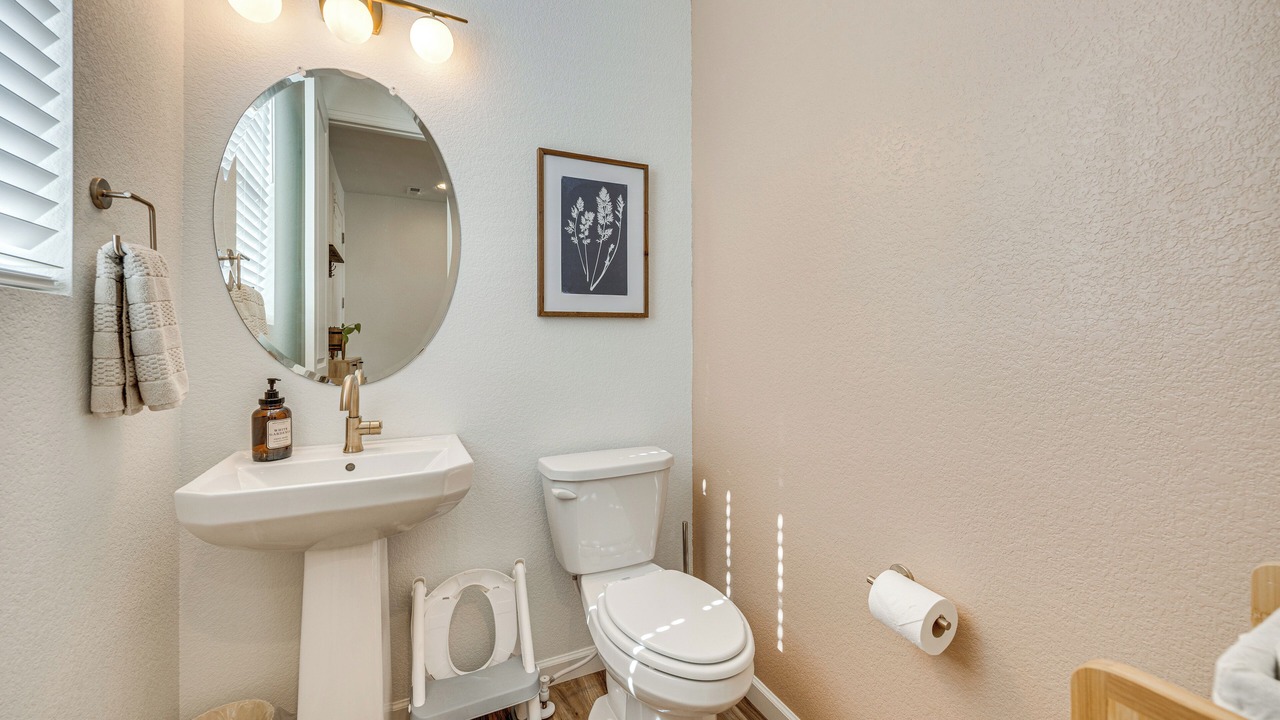 Photo of Bathroom in Security-Widefield