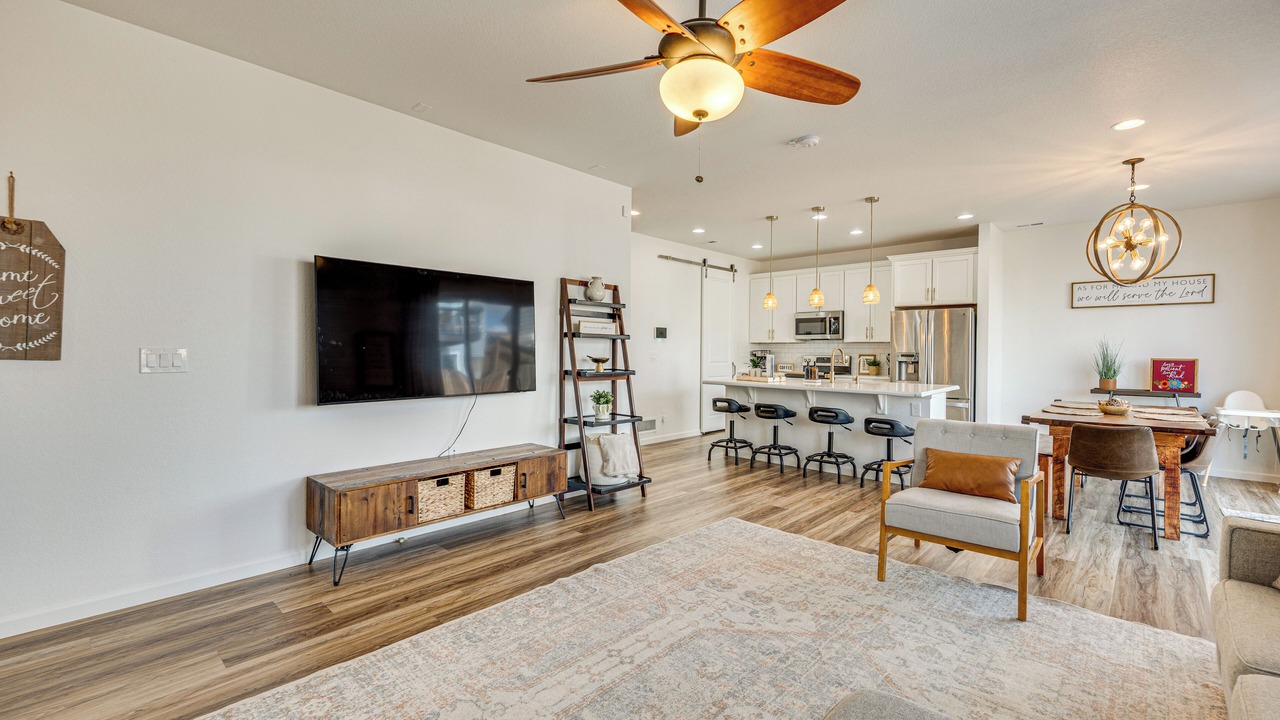 Photo of Livingroom in Security-Widefield