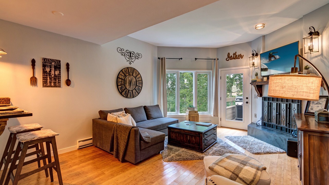 Photo of Livingroom in Eagle-Vail