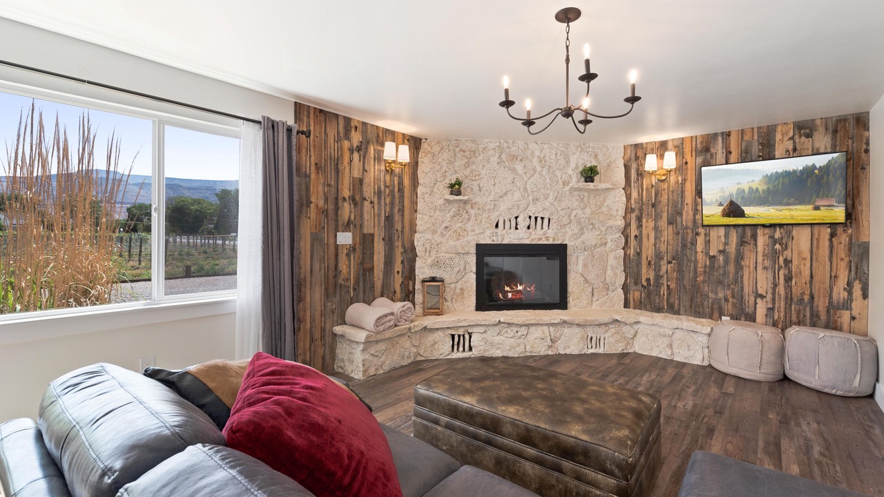 Photo of Livingroom in Palisade