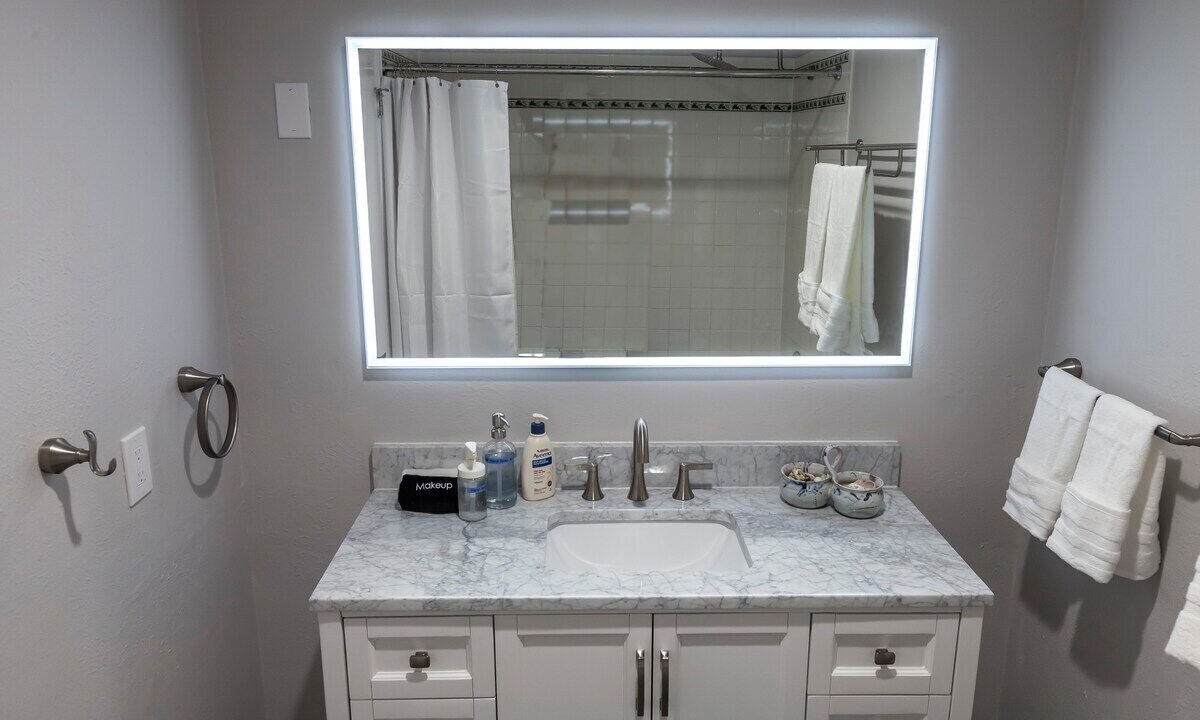 Photo of Bathroom in North Central Westminster