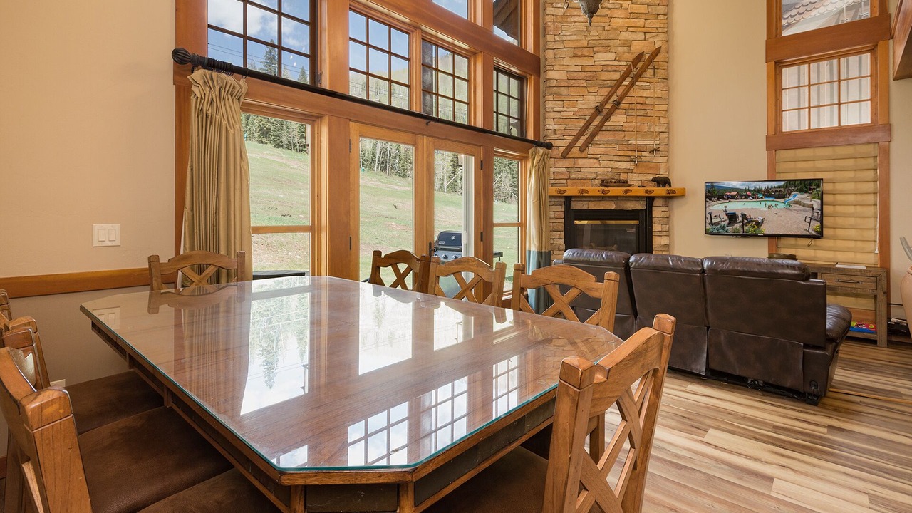 Photo of Livingroom in Purgatory