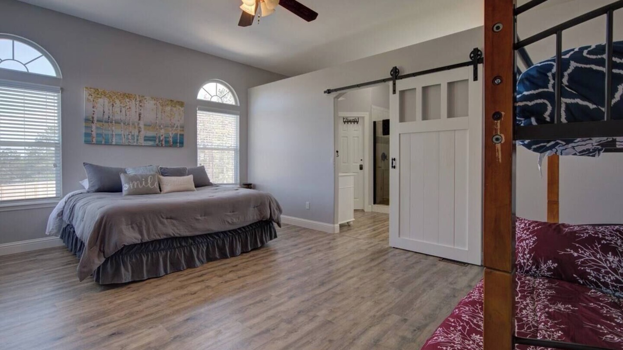 Photo of Bedroom in Palmer Lake