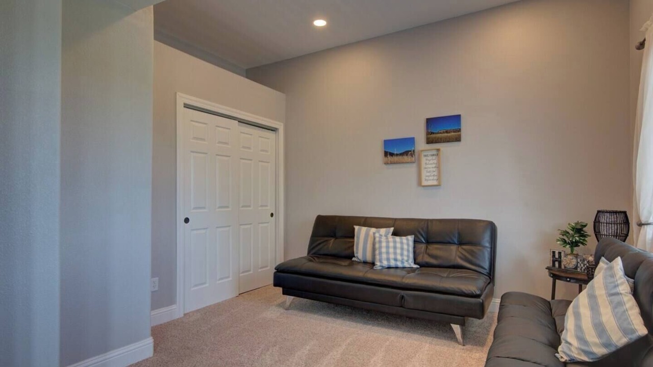 Photo of Bedroom in Palmer Lake