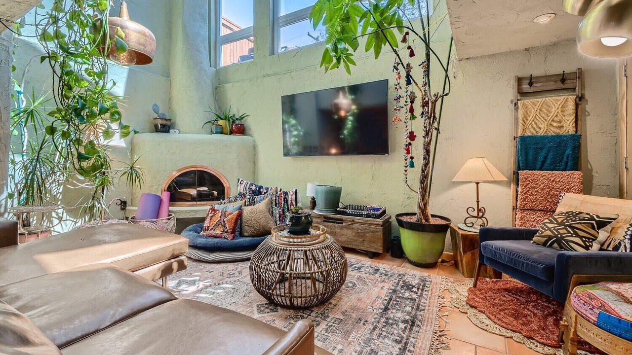 Photo of Livingroom in Platt Park