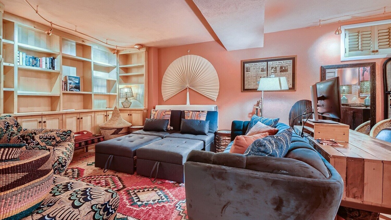 Photo of Livingroom in Platt Park