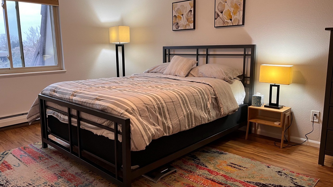 Photo of Bedroom in Glenwood Grove - North Iris