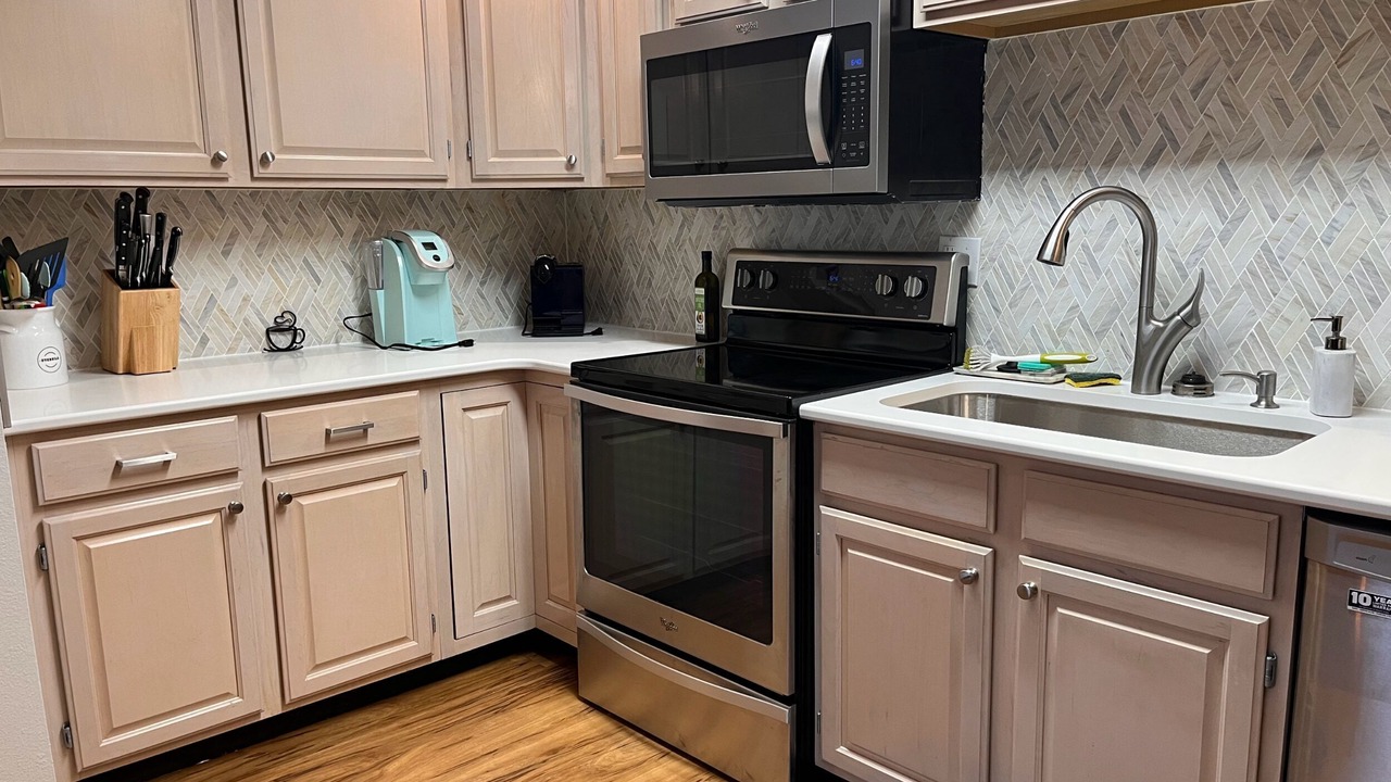 Photo of Kitchen in Glenwood Grove - North Iris