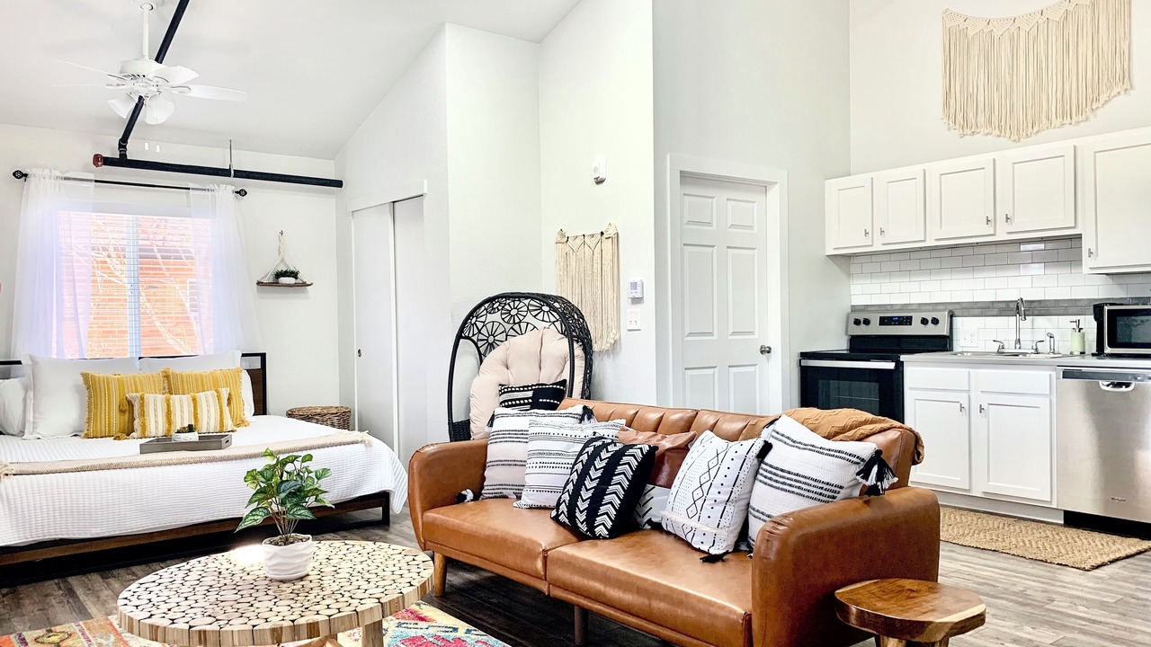Photo of Livingroom in Scenic Heights