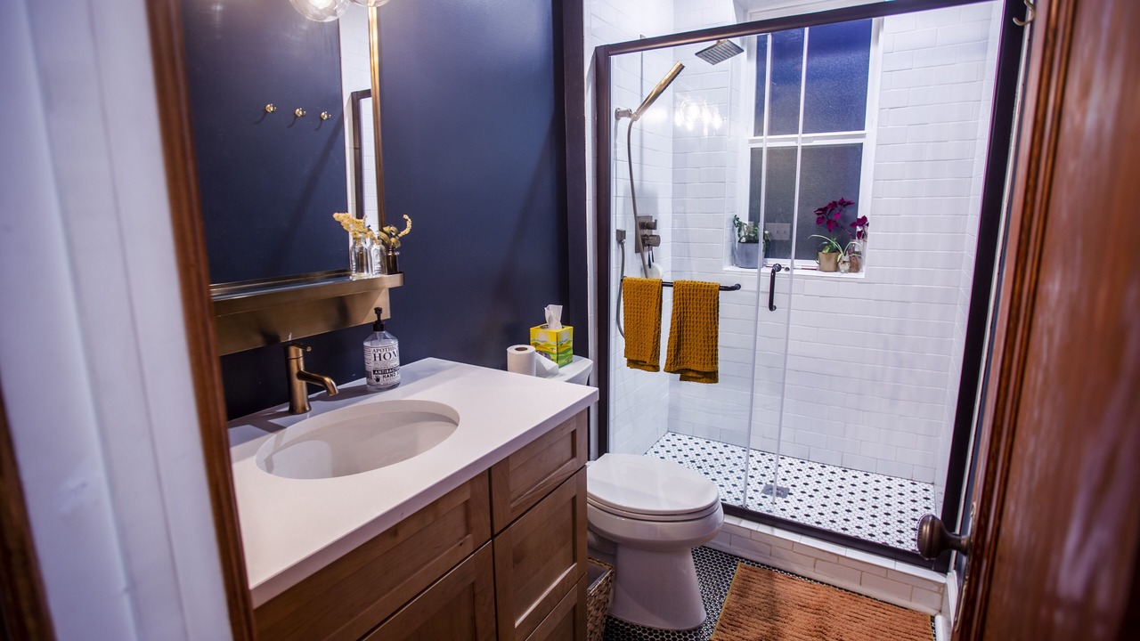 Photo of Bathroom in Cole
