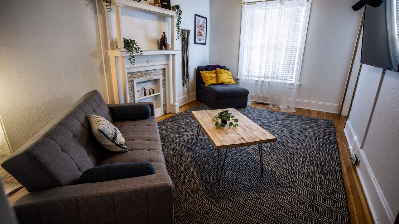 Photo of Livingroom in Cole