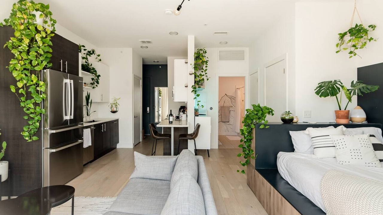 Photo of Bedroom in Five Points
