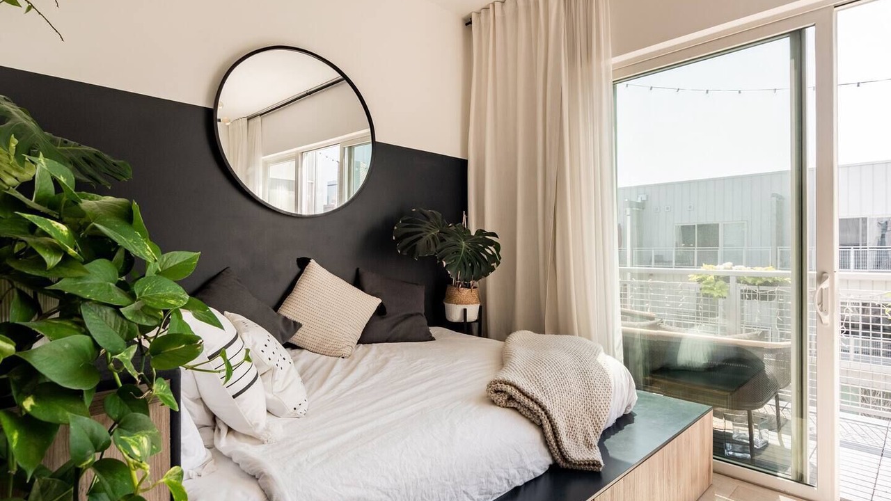 Photo of Bedroom in Five Points
