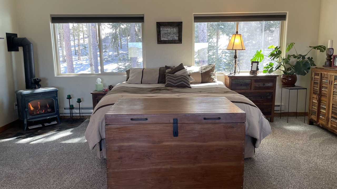 Photo of Bedroom in Conifer Mountain and Meadows