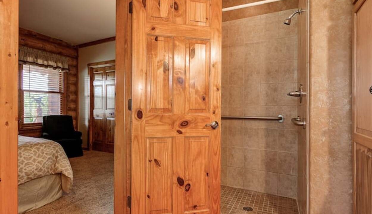 Photo of Bathroom in Divide