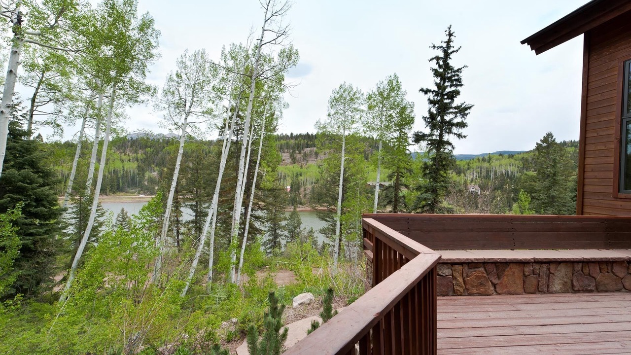Photo of Outdoor in Columbine Lake