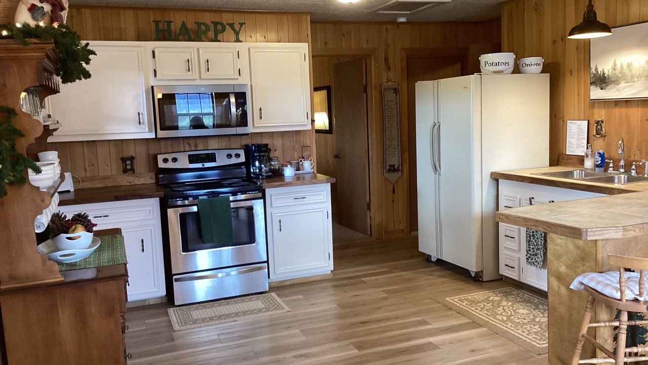 Photo of Kitchen in Alpine Village